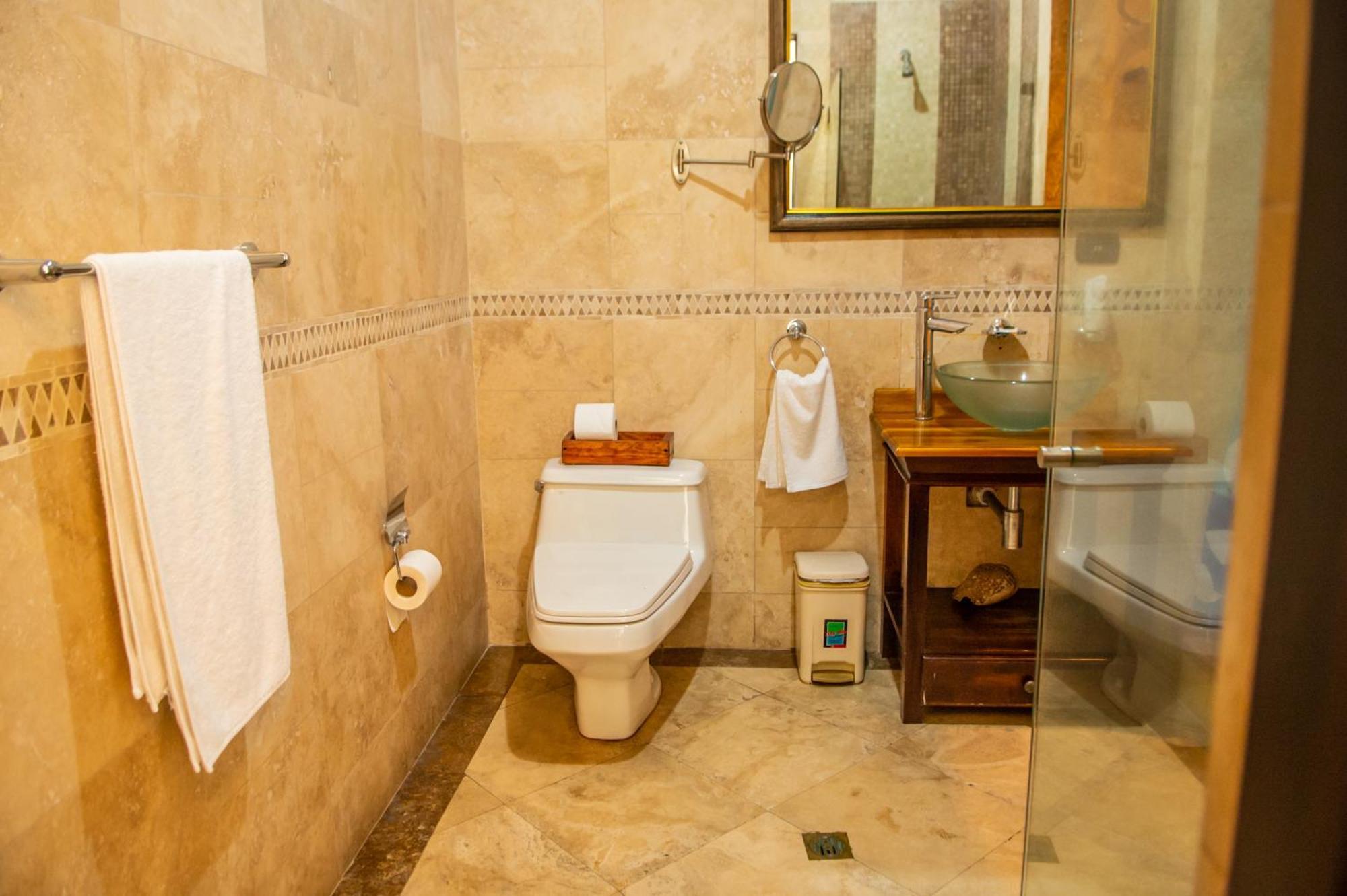 Hotel Majestad San José Buitenkant foto