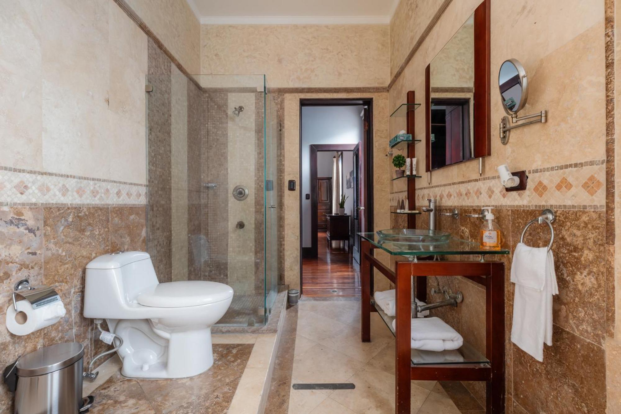 Hotel Majestad San José Buitenkant foto